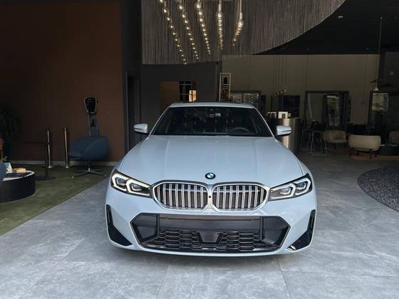 BMW 320i 2.0 16V TURBO FLEX M SPORT AUTOMÁTICO BMW 320i 2.0 16V TURBO FLEX M SPORT AUTOMÁTICO